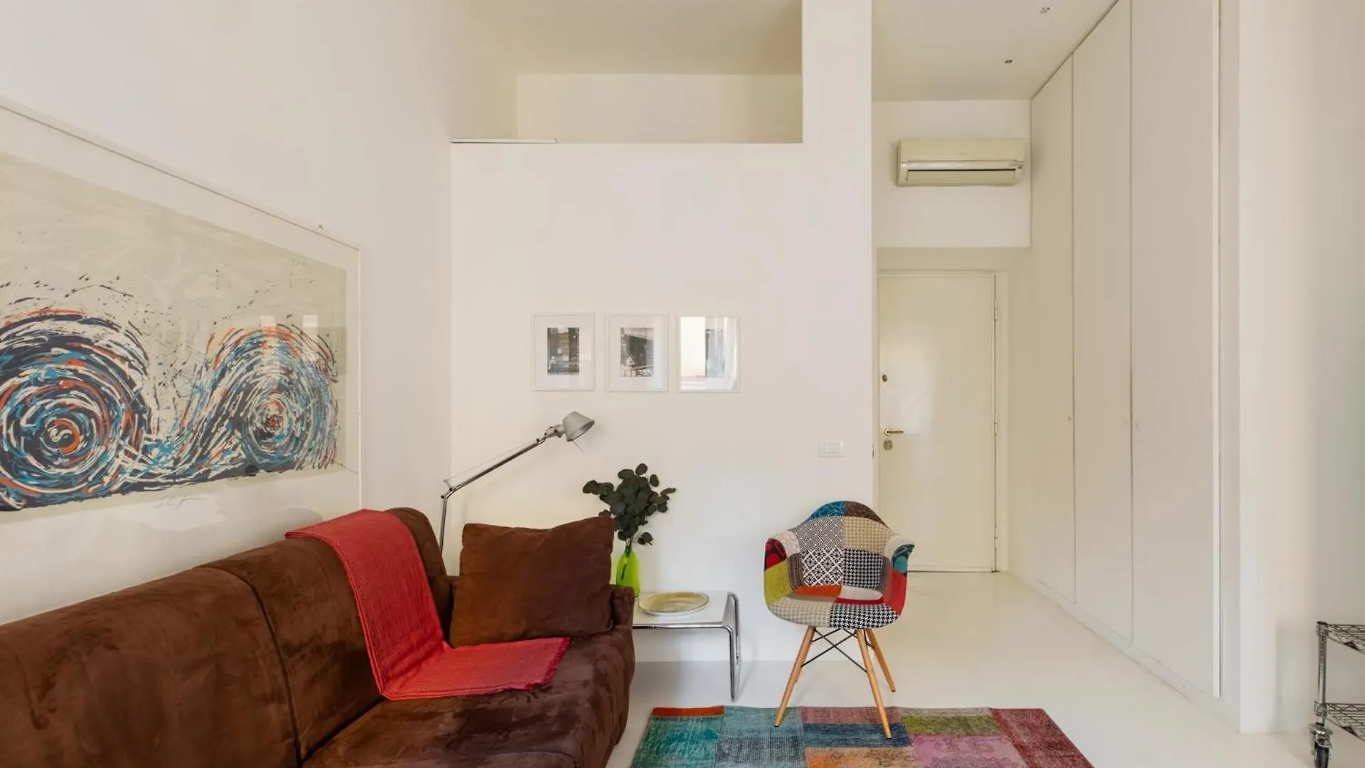 Iflat Charming & Comfy Apartment In The Heart Of Rome 0*,